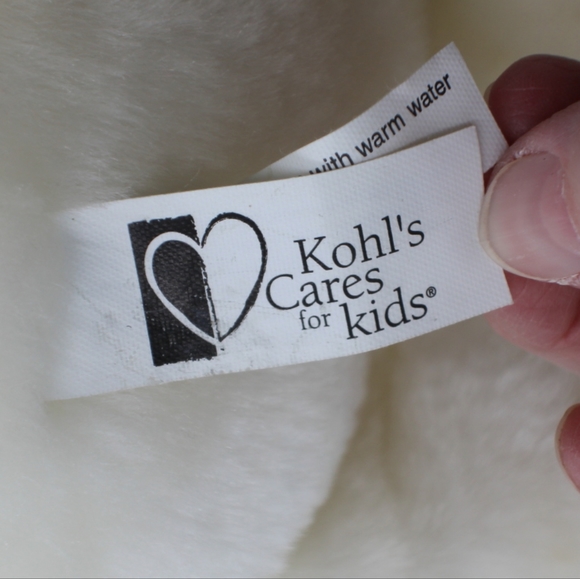 Preowned Peanuts Gang Snoopy & Charlie Brown Plush, Kohls Cares, Original Tags - Picture 10 of 11